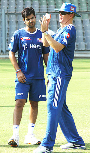 Tendulkar should be fit for April 16th game: Pollock